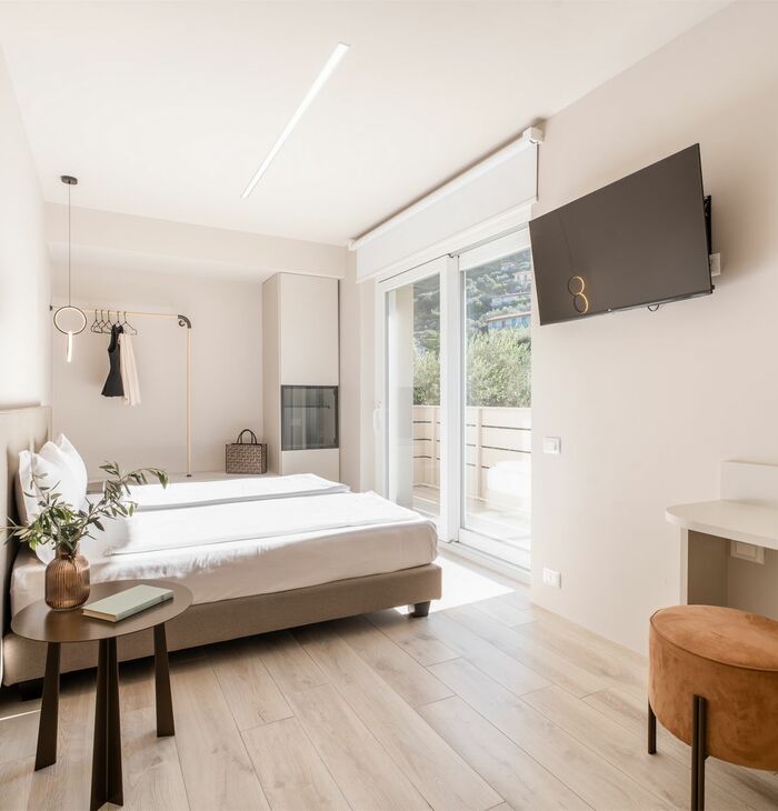 Matrimoniale con balcone | Semplicità e comfort