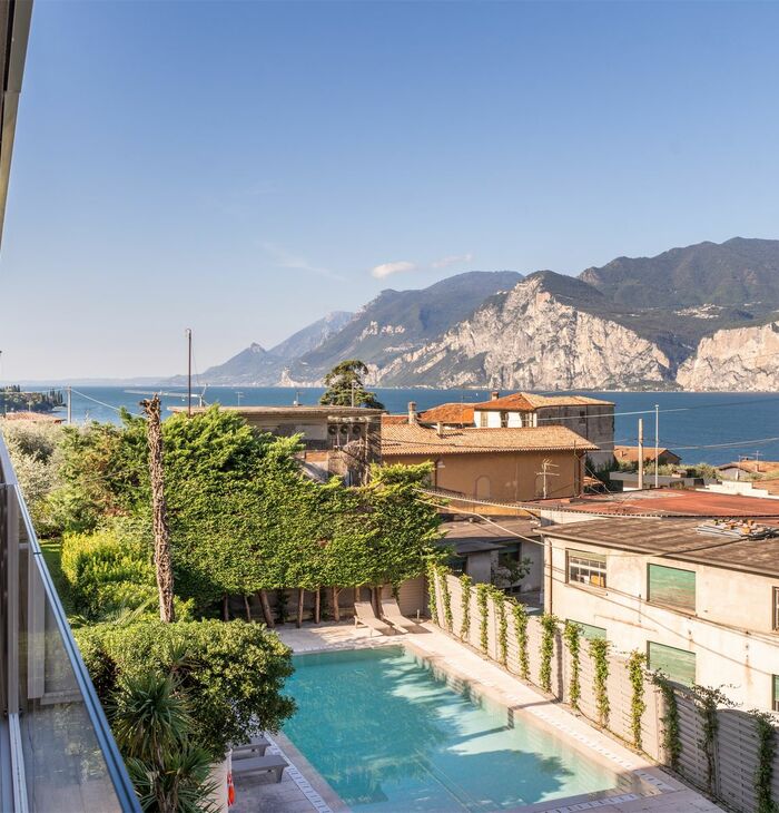Camera Deluxe con balcone e vista lago | Il lago davanti a te