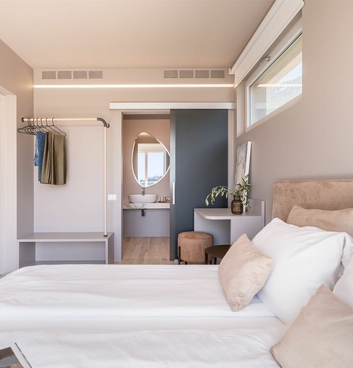 Junior Suite con balcone e vista lago laterale | Luce e prospettiva