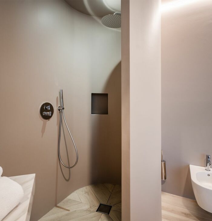 Junior Suite Superior con balcone e vista lago | Eleganza con vista