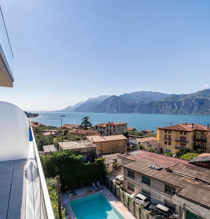 Junior Suite Deluxe con balcone e vista lago | Design e atmosfera