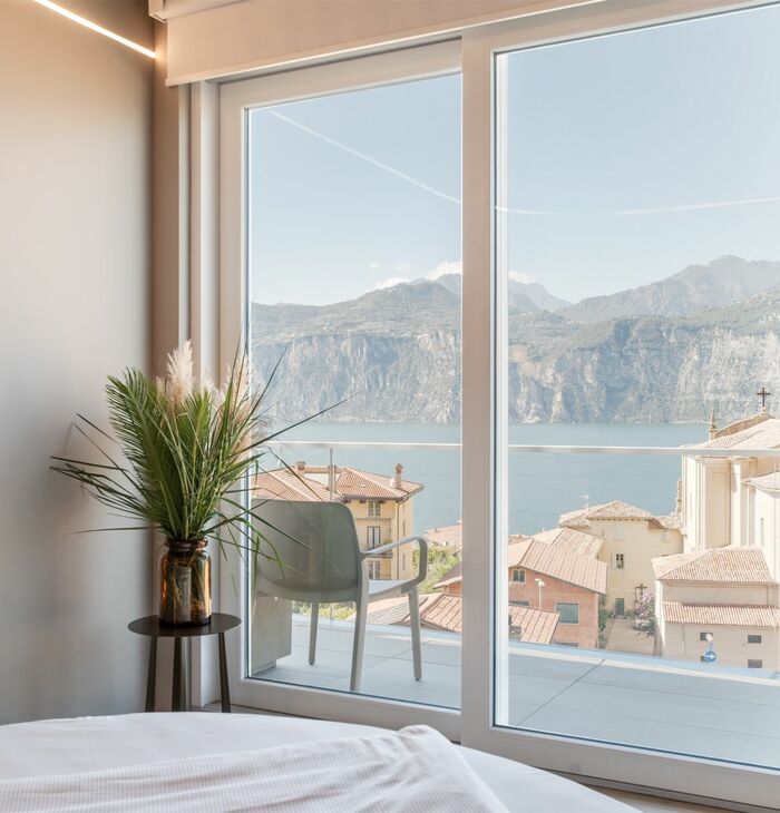 Junior Suite Deluxe con balcone e vista lago | Design e atmosfera